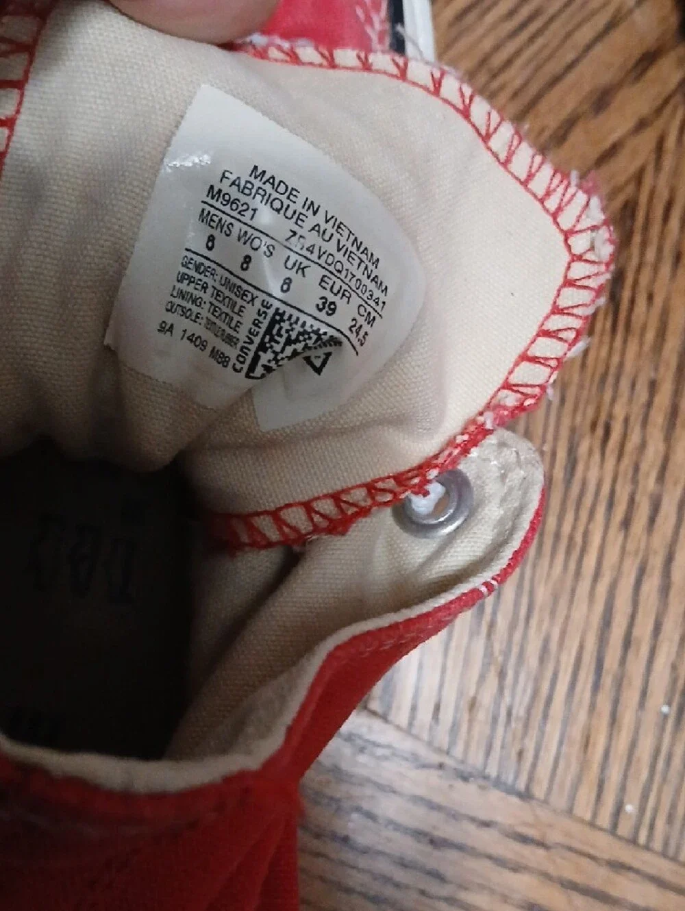 Converse C.Taylor Red‎ High-Top Canvas Sneakers with White Laces,sz.6